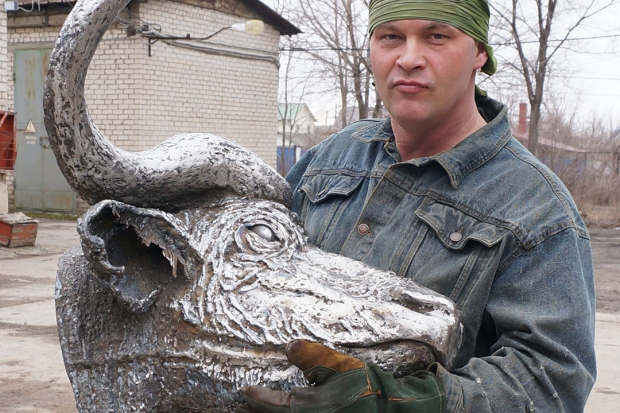 Волгоградский инженер создает скульптуры из металлолома
